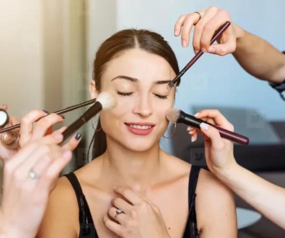 بهترین میکاپ ارتیست اصفهان